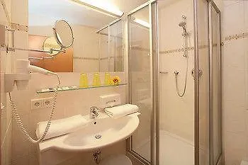 Apart-hotel Waidmannsheil 4*