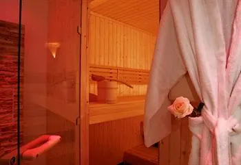 Waidmannsheil Aparthotel 4*