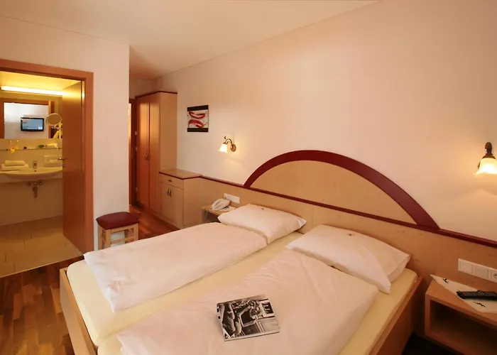 Waidmannsheil Hotel apartamentowy 4*